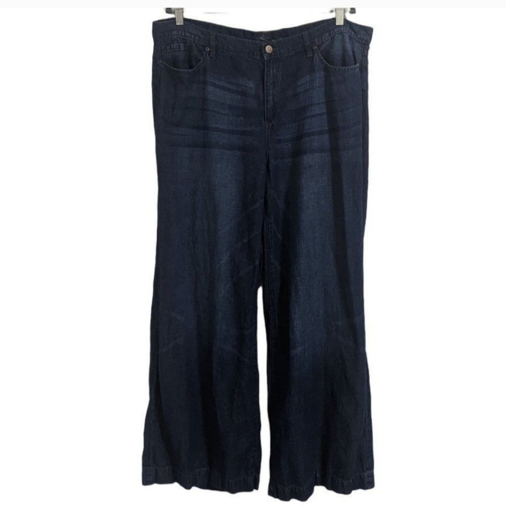 New York & Company Soho Wide Leg Jean